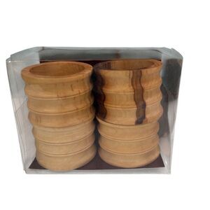 NIB Artisans World Marketplace Carved Wooden Napkin Rings OS Tan Set Of 4
